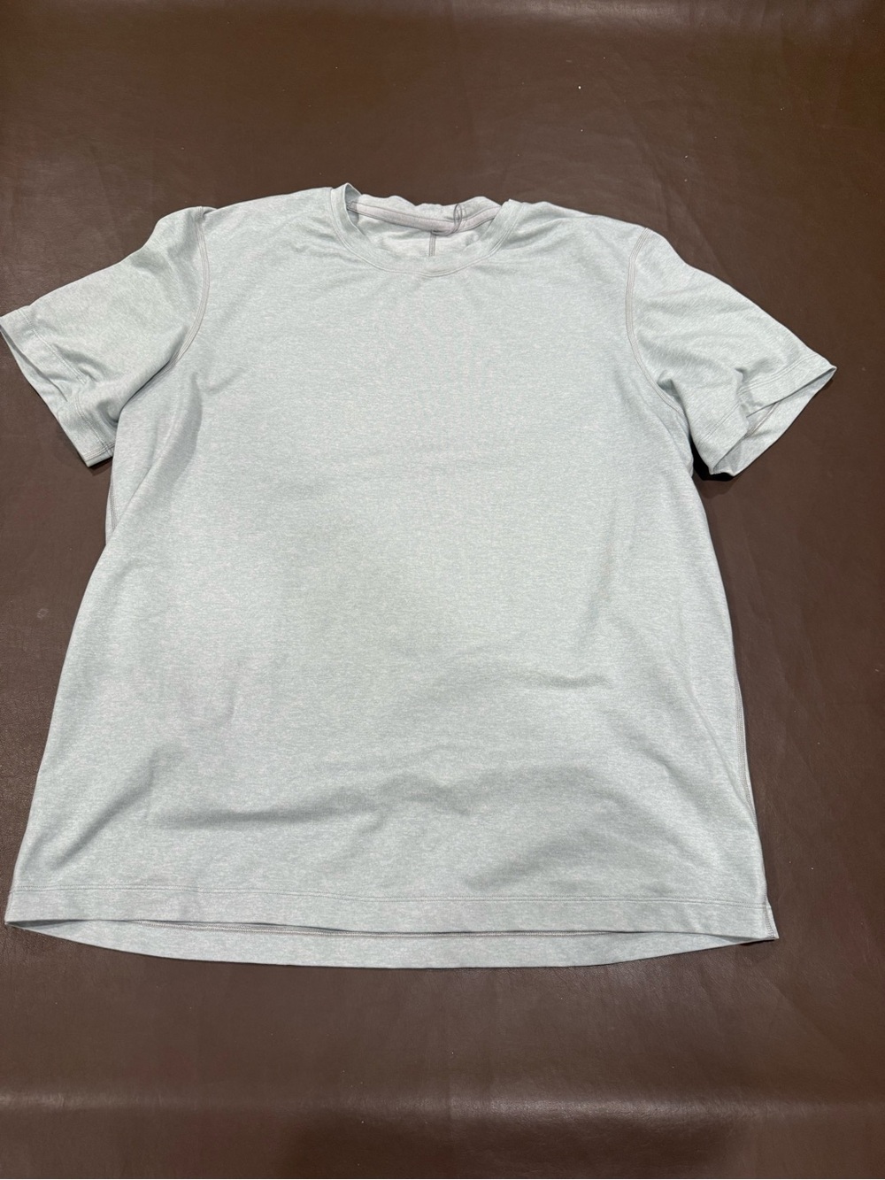 Lululemon Men’s XL soft jersey shirt